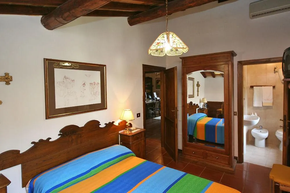 Holiday Home Casale Giulio By Posarellivillas