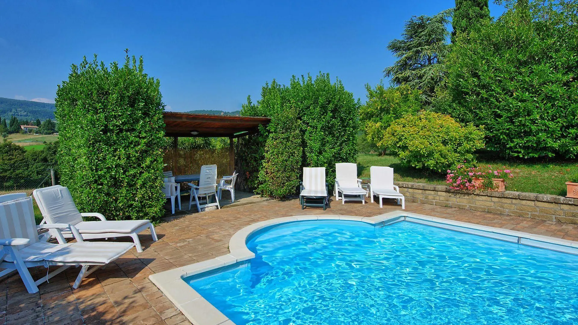 Holiday Home Casale Giulio By Posarellivillas