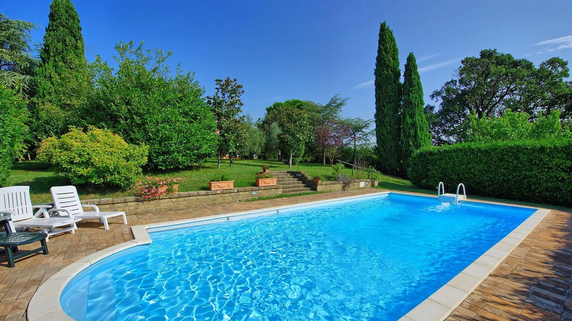 Holiday Home Casale Giulio By Posarellivillas